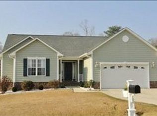 107 Deer Crossing Rd, Jacksonville, NC 28540
