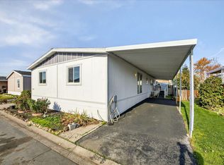 3555 S Pacific Hwy Space 223, Medford, OR 97501