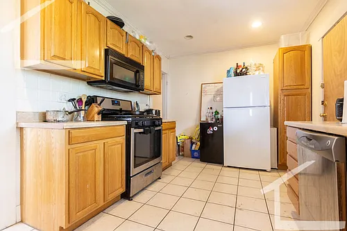 24 Claymoss Rd #3A Photo 1