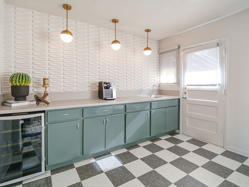 1st image of 1902 Tarrant Pl #1920B