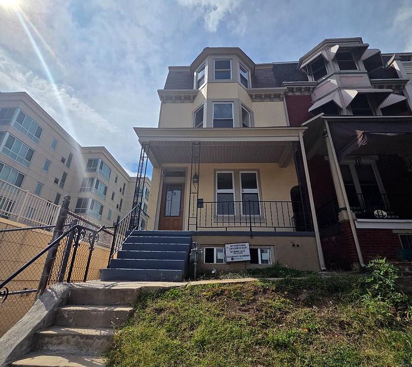 1st image of 128 N 2nd St