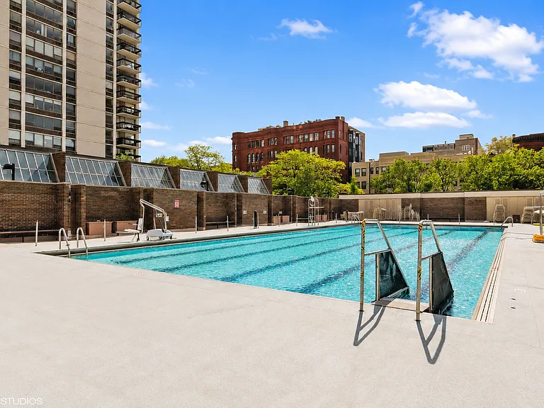 1355 N Sandburg Ter #206D — Photo 2