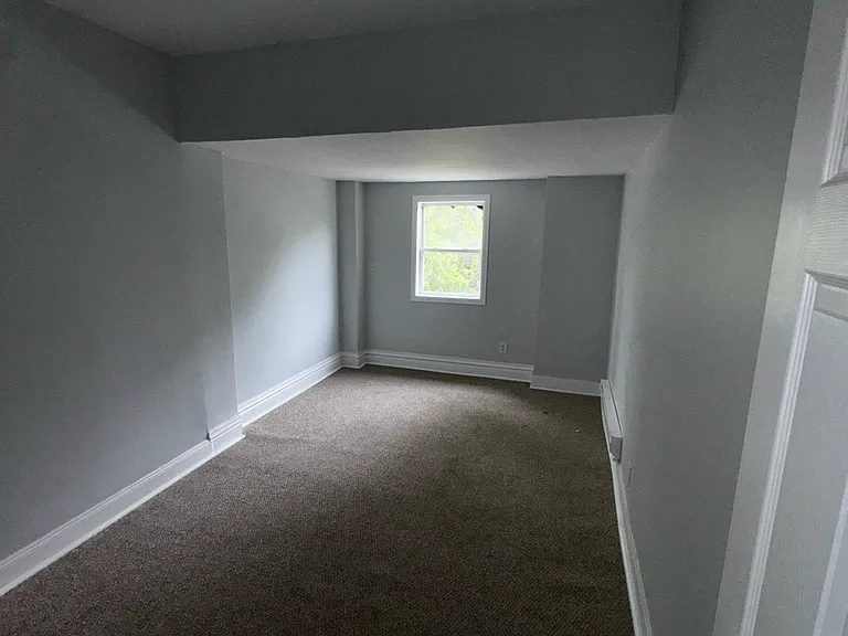 1009 Ellsworth Pl — Photo 6