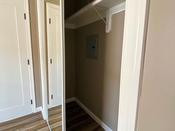 2nd image of 4447 Felton St
