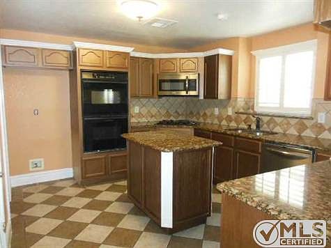 5th image of 12289 Kit Carson Dr