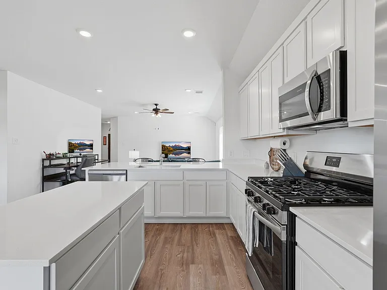 651 Spring Ashberry Ct — Photo 12