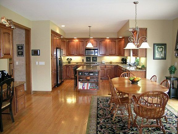 Gourmet Kitchen