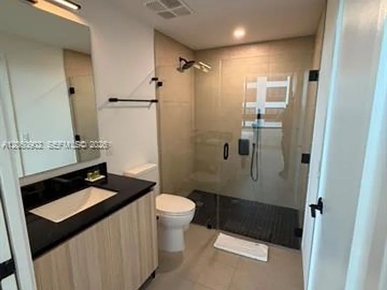 225 N Miami Ave #CU-2904 — Photo 14