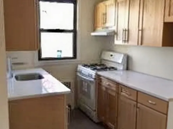 (undisclosed Address), New Rochelle, NY 10801