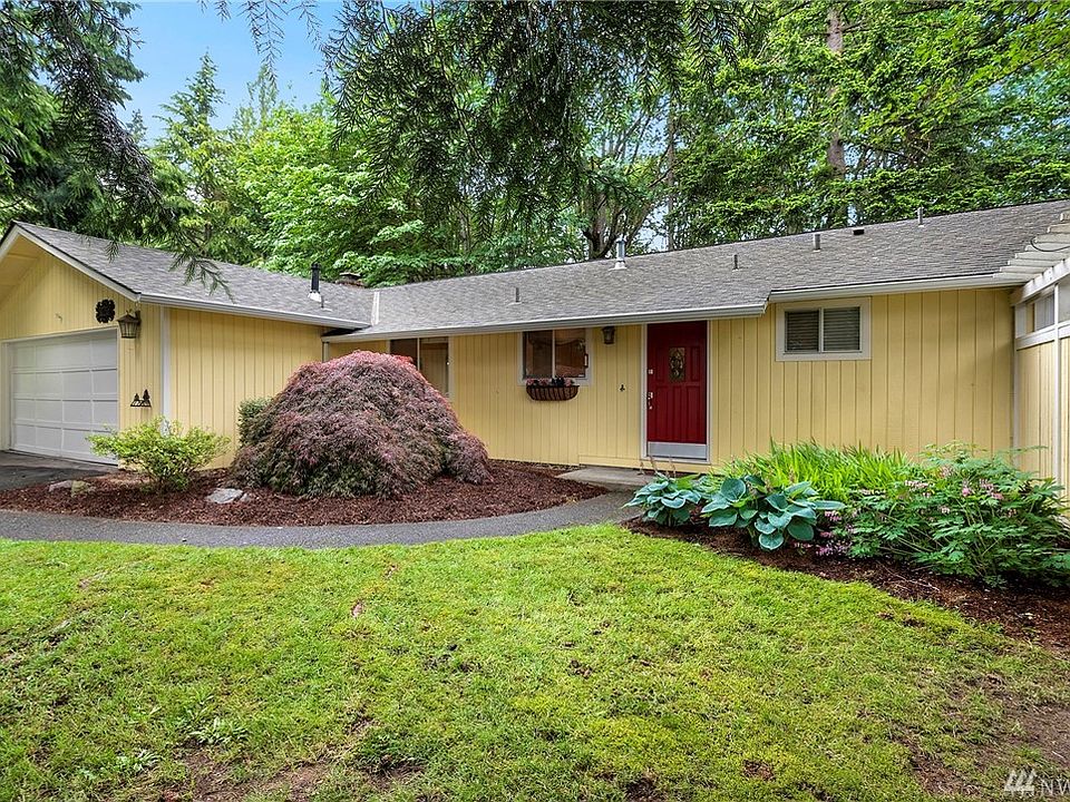 1st image of 10216 163rd Ave NE