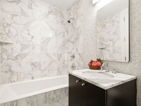 5th image of 46-30 Center Blvd #1509