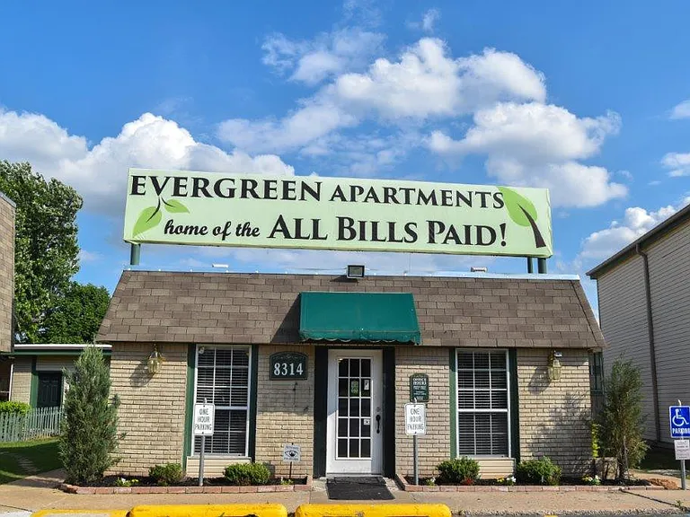 Evergreen — Photo 24