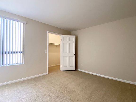 Bedroom with oversize closet