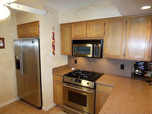 4th image of 3905 Woodvine Dr