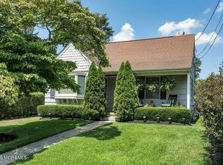 23 Jackson St, Fair Haven, NJ 07704