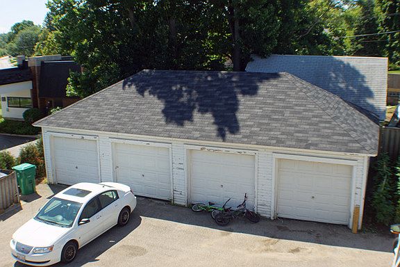 Building Photo 4