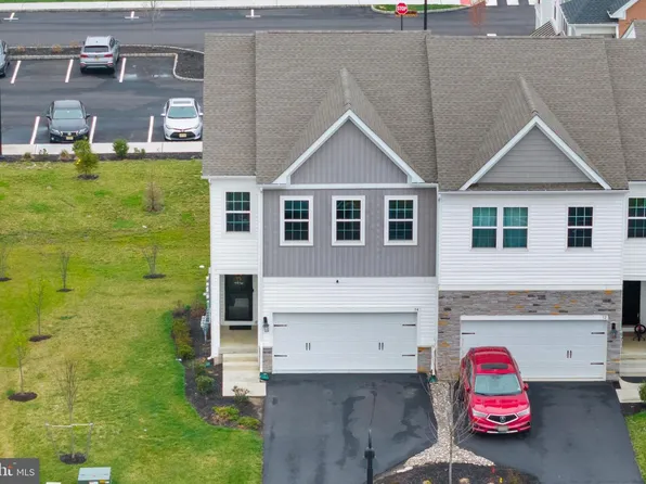 34 Marion Ave, Bordentown, NJ 08505