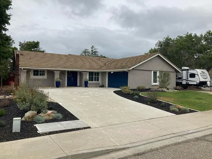 4506 Falcon Dr — Photo 1