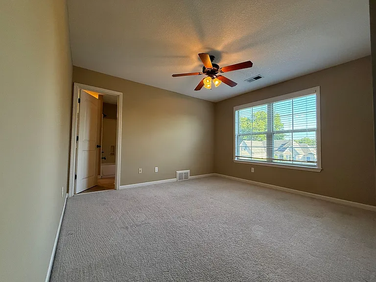 7904 Pips Ridge Ln — Photo 21