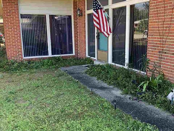 3rd image of 1811 E Toni St