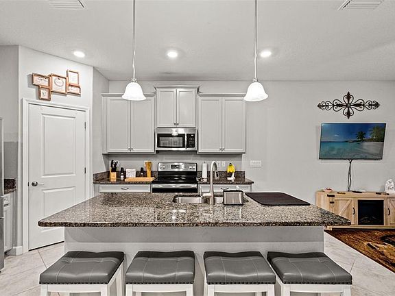 3rd image of 6612 CITRUS CREEK LANE