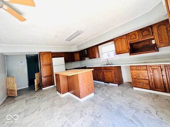 5th image of 212 E Hopewell St
