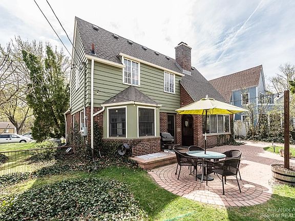 3rd image of 1304 Linwood Ave