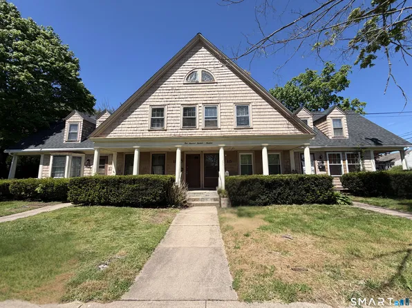 117 West St, Manchester, CT 06040
