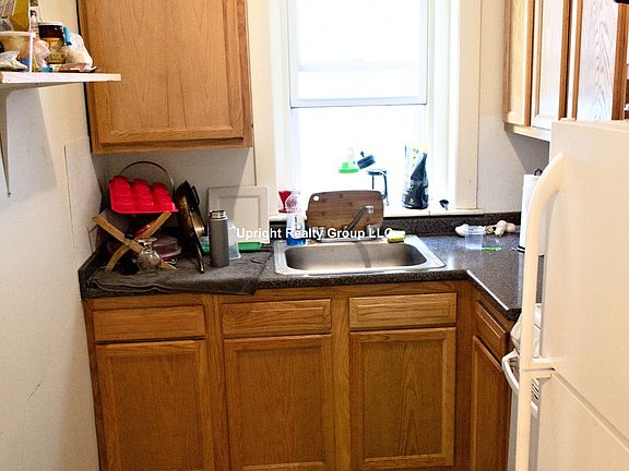 5th image of 33 Lancaster Ter APT 104