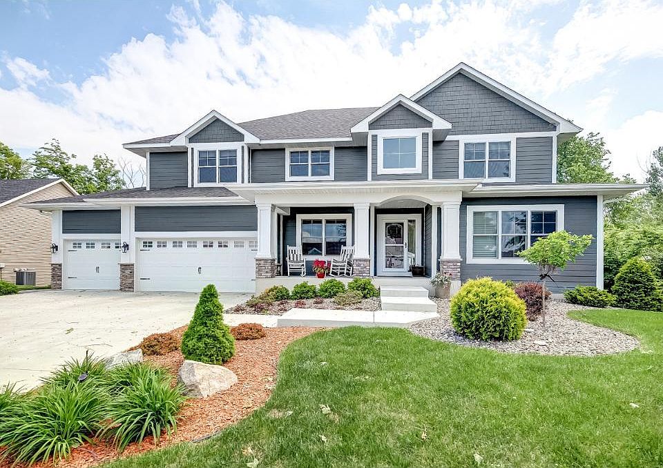 1st image of 2395 Jennifer Ln
