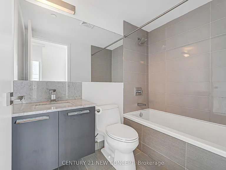 28 Wellesley St E #1902 — Photo 17