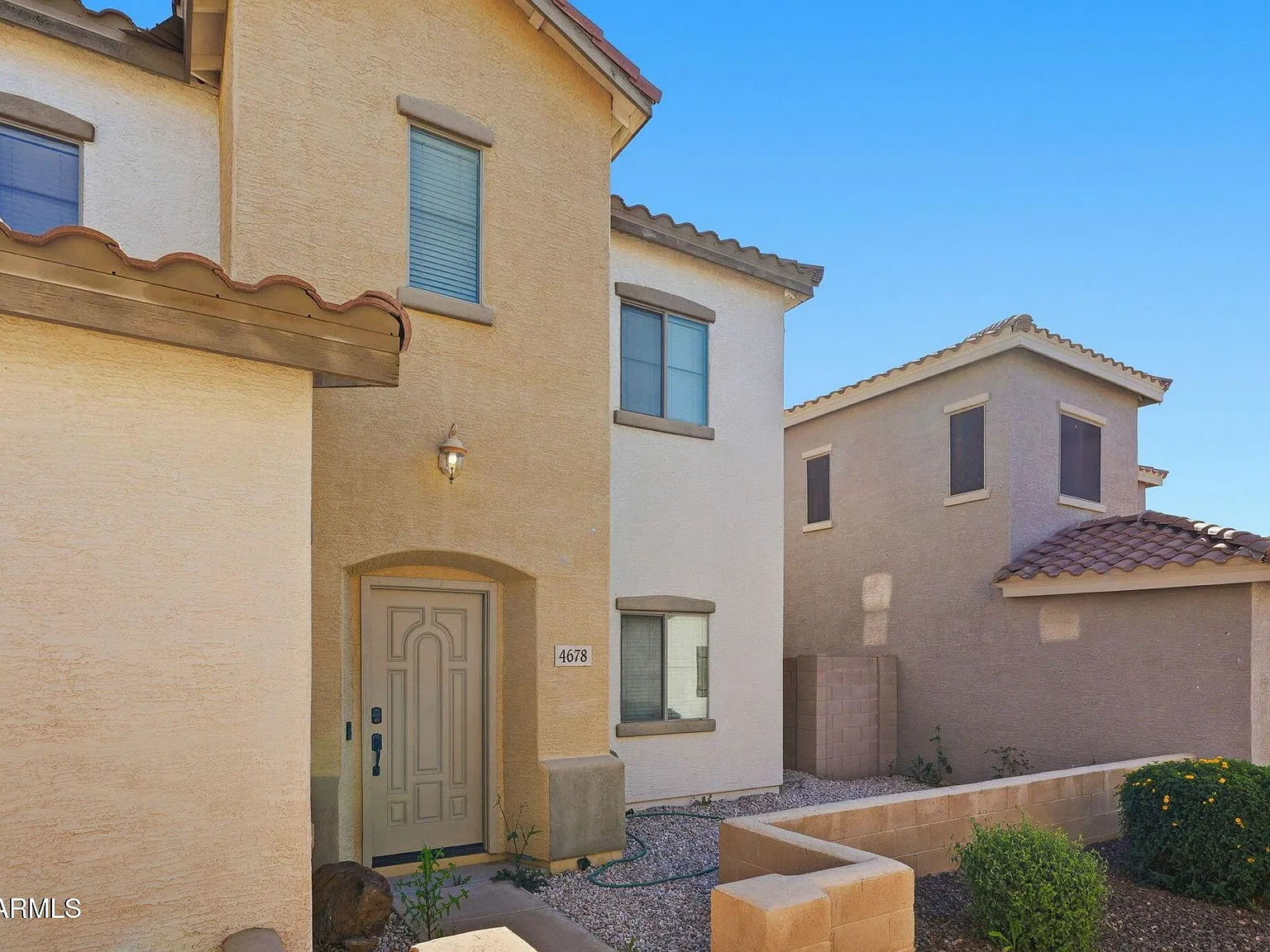 3 bed, 2.5 bath, 1375 sqft, $2,150 — Photo 3