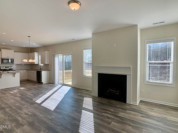 2nd image of 85 Henhouse Ct