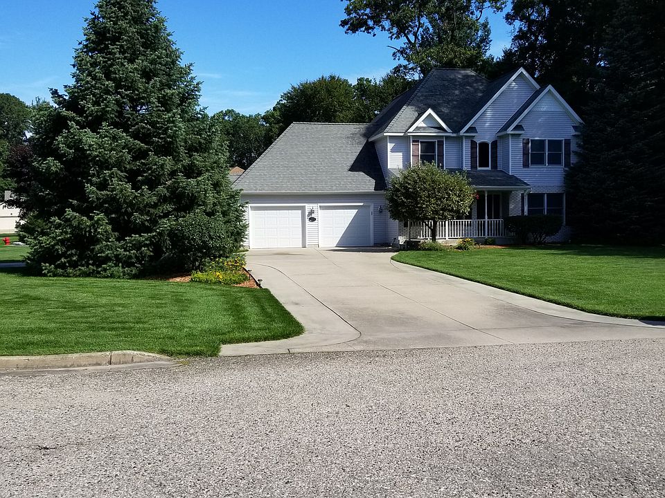 1st image of 1208 S Robinhood Dr