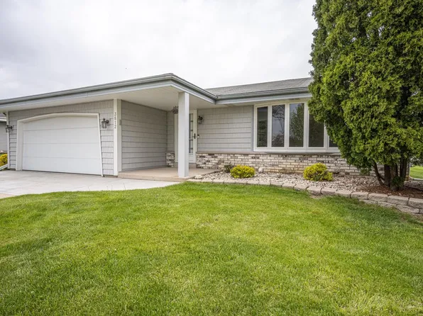 3812 W Jodi PLACE, Franklin, WI 53132