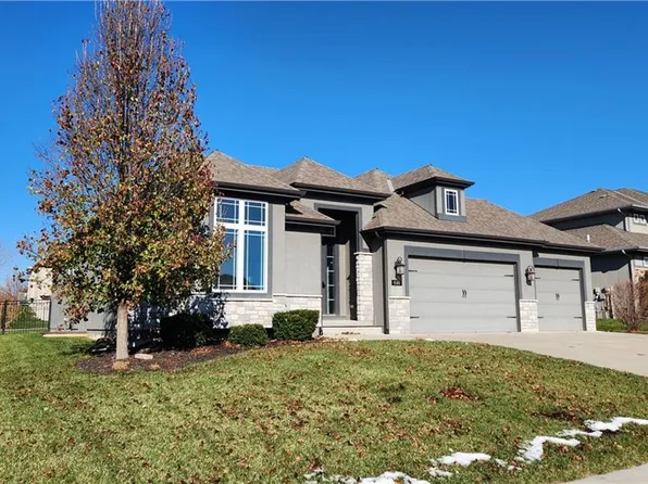 8140 NW 90th St, Kansas City, MO 64153