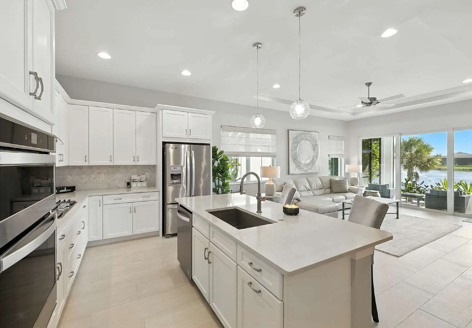 2 bed, 2.0 bath, 1509 sqft, $5,500 — Photo 3