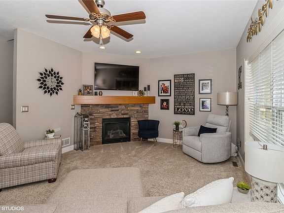 4th image of 6260 Beechtree Dr #19104
