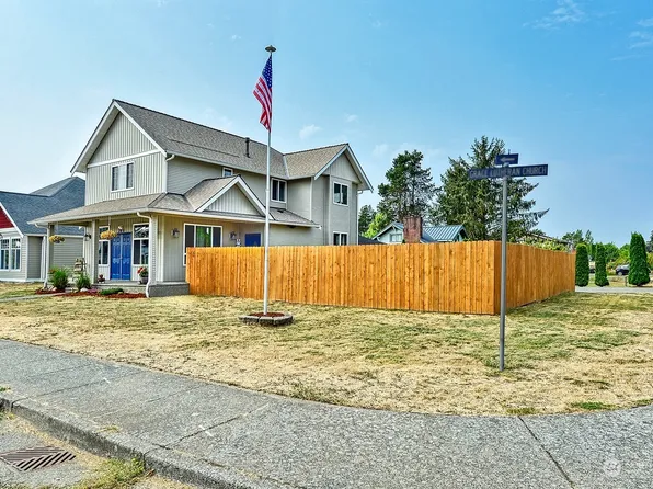 325 8th Street, Blaine, WA 98230