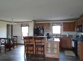 1183 Candlewood Rd #565, Elgin, IL 60123