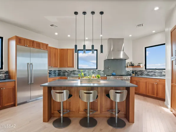 3898 N Camino Ojo De Agua, Tucson, AZ 85749