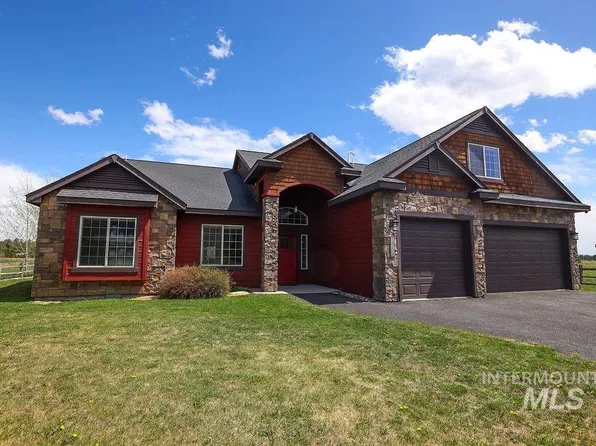 13134 Hawks Bay Rd, Donnelly, ID 83615