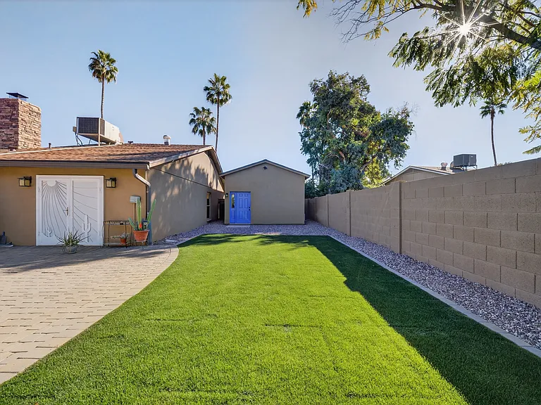 12414 N 60th St — Photo 10