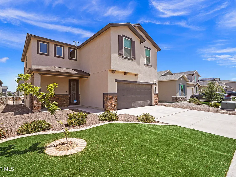 12245 Desert Pine Ave — Photo 3