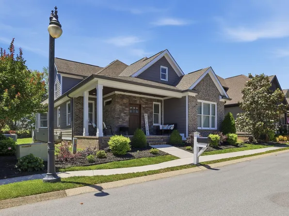 8755 Gentle Mist Cir, Ooltewah, TN 37363