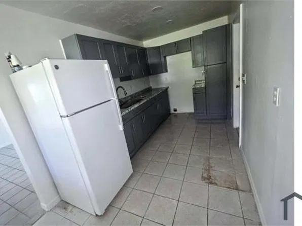 125 Apache St, Lehigh Acres, FL 33936