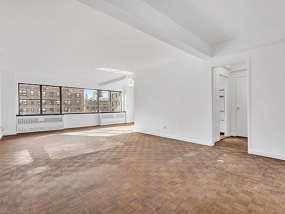 2nd image of 11 E 86th St APT 16B