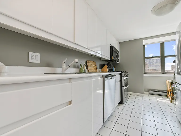 170 Tremont St #1704 — Photo 22