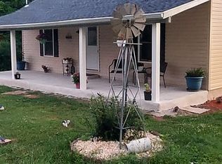 585 Sheep Bridge Rd, York Haven, PA 17370