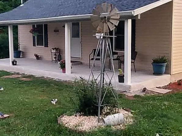 585 Sheep Bridge Rd, York Haven, PA 17370